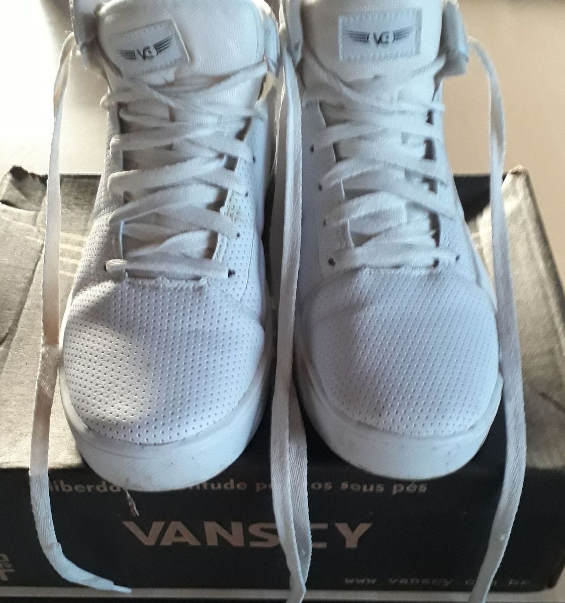 tenis vanscy branco