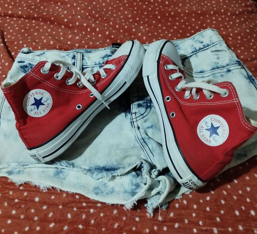 Tênis Vermelho Cano Alto All Star Converse | Tênis Feminino Converse Usado  77914068 | enjoei