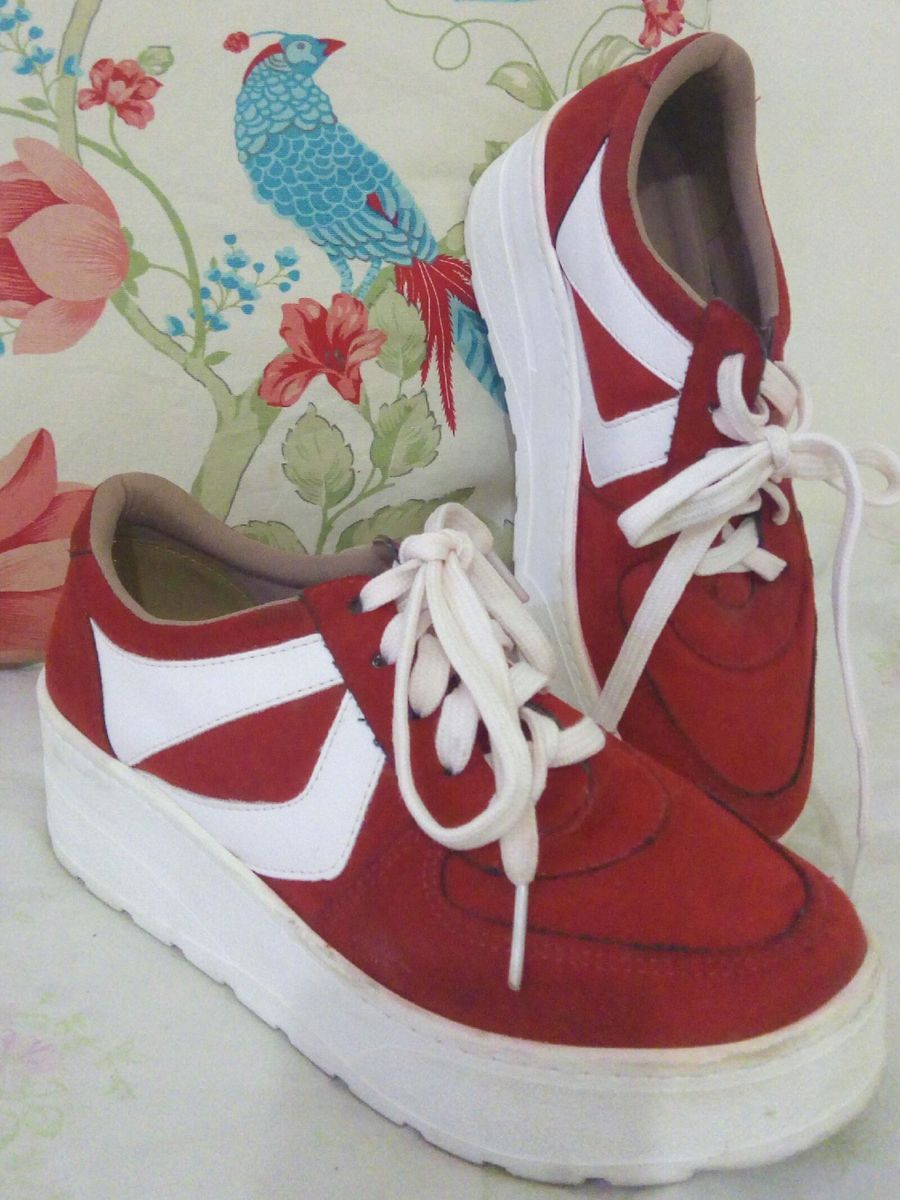 tenis vermelho feminino via marte