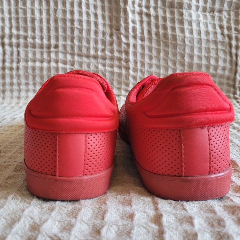 Ténis Zara Man vermelho camurça Belém • OLX Portugal