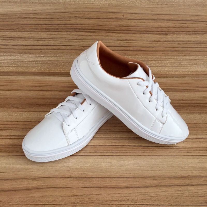 Tênis Verniz Feminino Casual Branco Dondoka Tênis Feminino