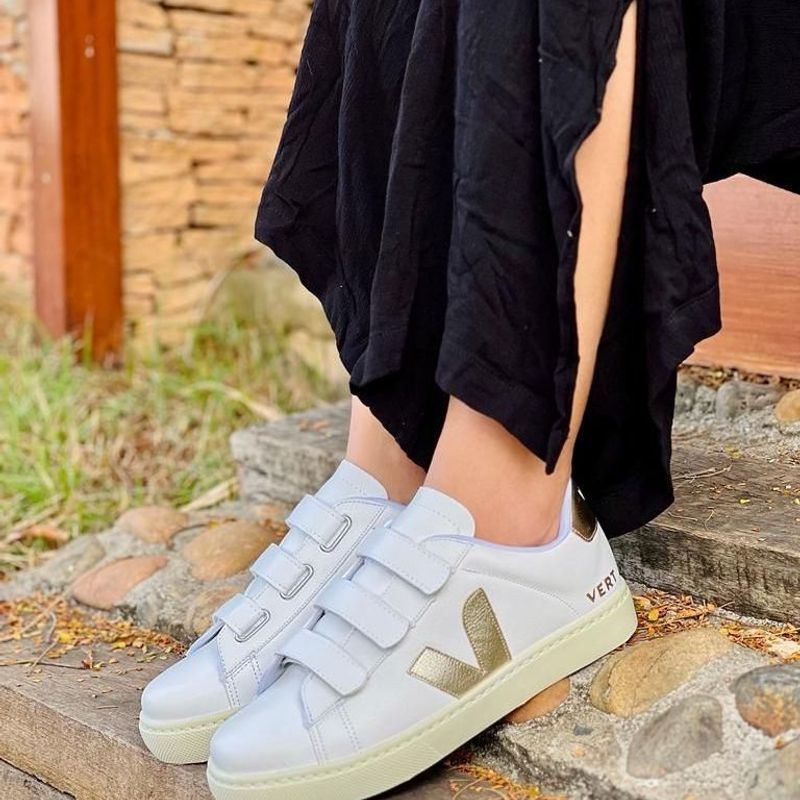 Tênis Vert Velcro Branco/dourado 37 Tênis Feminino Vert Nunca Usado  94084707 enjoei