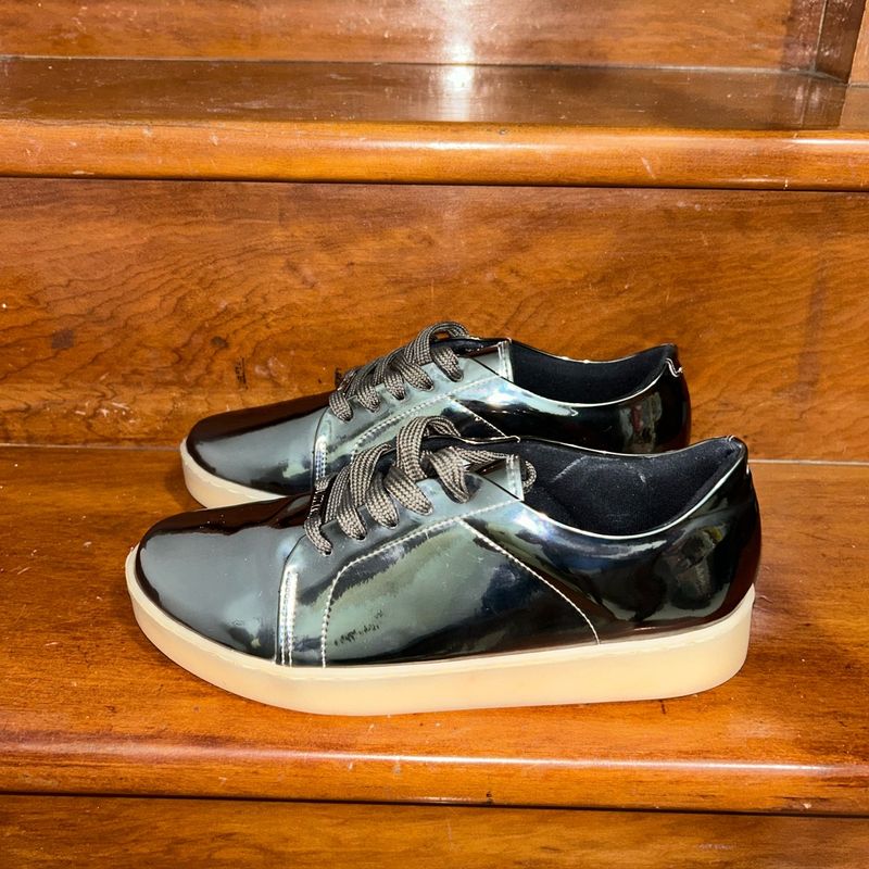 Top tenis vizzano led preto Hotsell