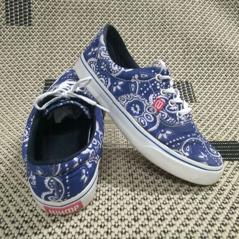 Tênis Whoop Florido Azul e Branco N*35 Whoop Usado 109754887