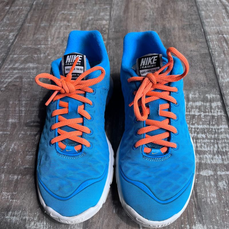 Tennis Nike Azul Turquesa e Laranja Nike Free Tr Fit Nike Usado 91550727 enjoei