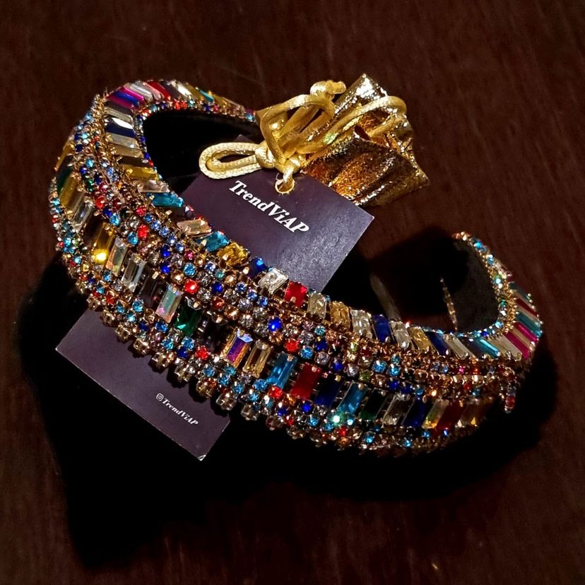 tiara pedras coloridas luxo - outros 