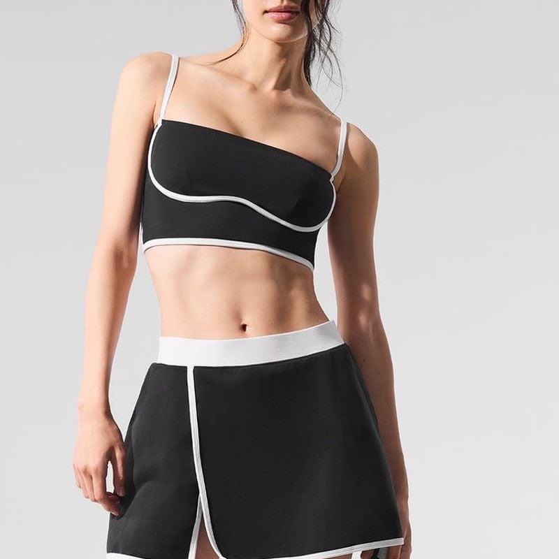 Top Alo Yoga Airbrush Streamlined Bra (Preto) | Alo Yoga Usado