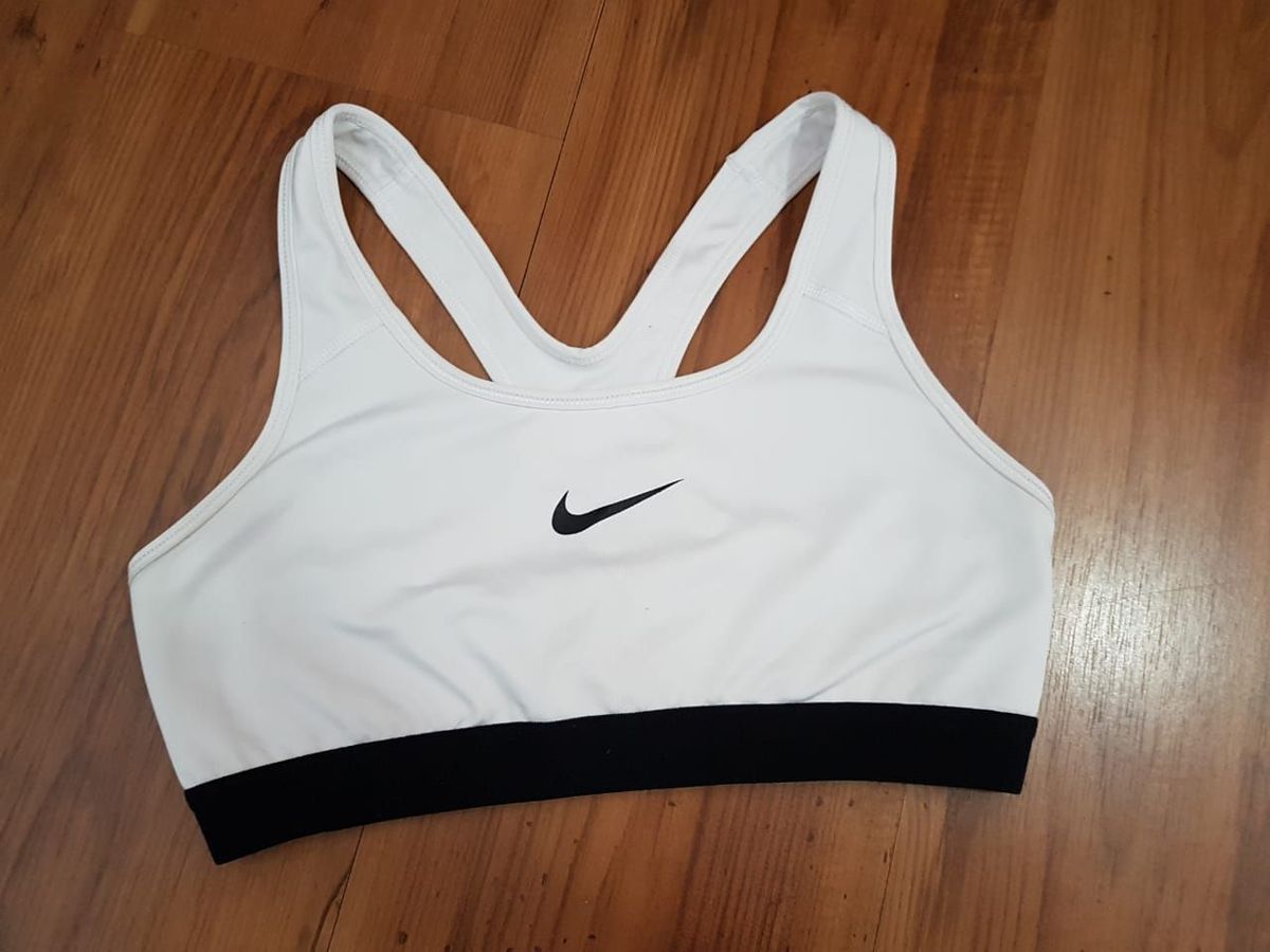 top branco nike