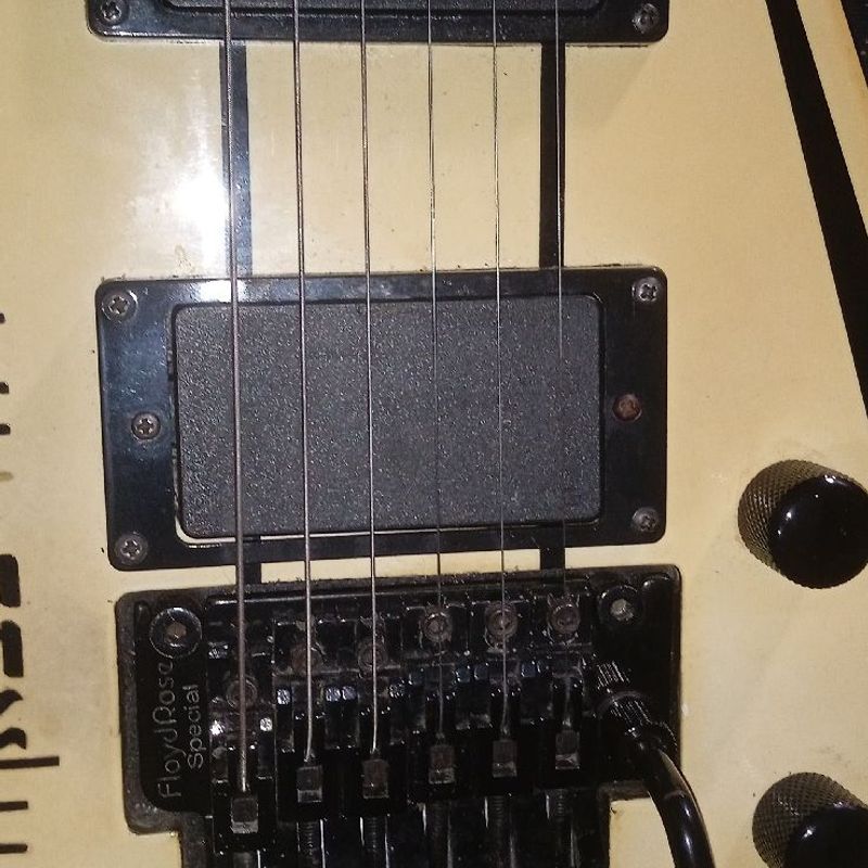 Torrando Pra Vender Rápido Guitarra Jackson Rrxmg - Emg 81 - 85