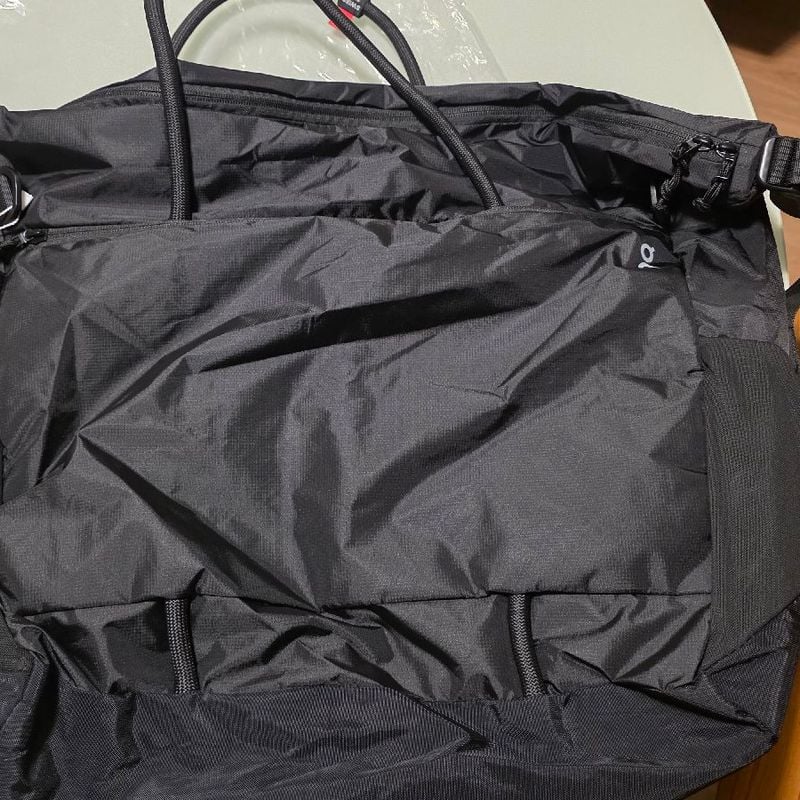 Track Pack 35l Lite | On Running Nunca Usado 134521504 | enjoei