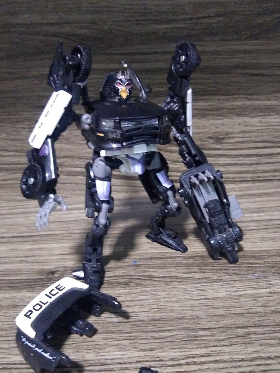 Transformers Barricade Dotm Deluxe Mechtech Produto Masculino Hasbro