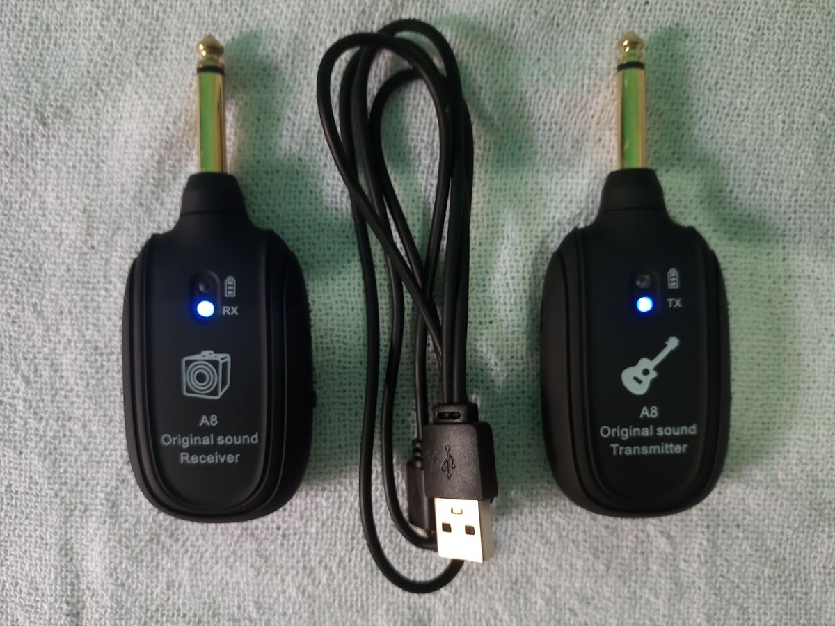 Transmissor A8 Guitar Wireless System Item de Música A8 Usado