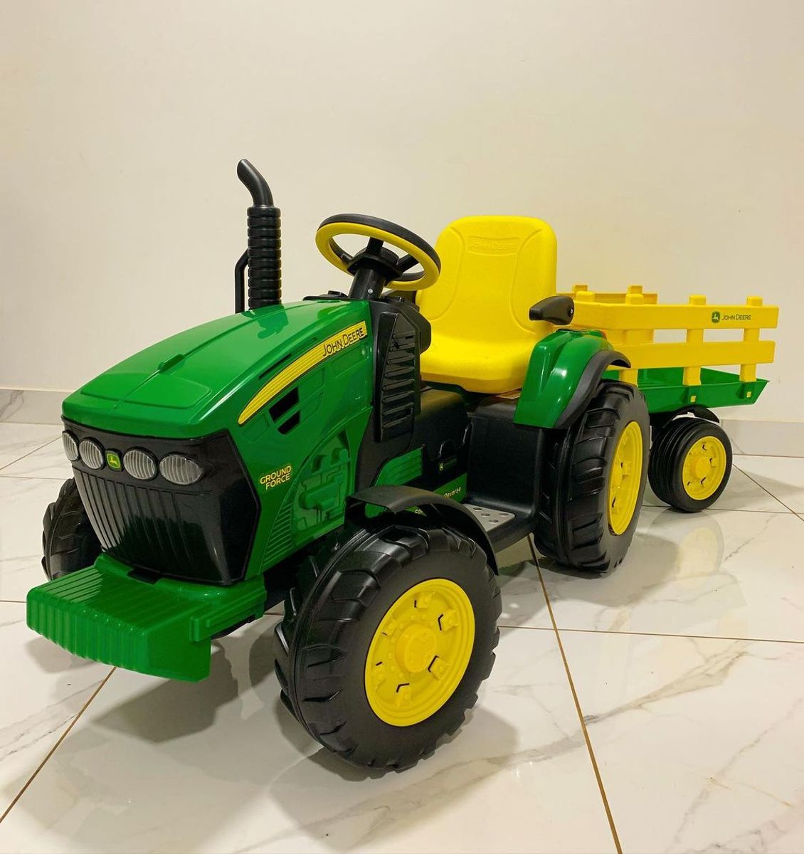 Trator Elétrico John Deere Ground Force 12volts Peg-pérego - Maçã