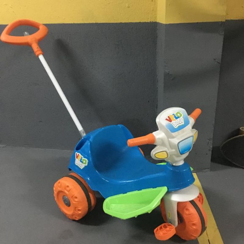 Triciclo Infantil Bandeirante Velobaby com Buzina Azul
