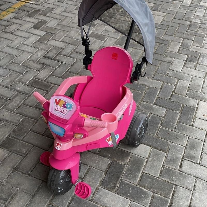 Triciclo Infantil com Capota - Passeio e Pedal - Rosa - Bandeirante