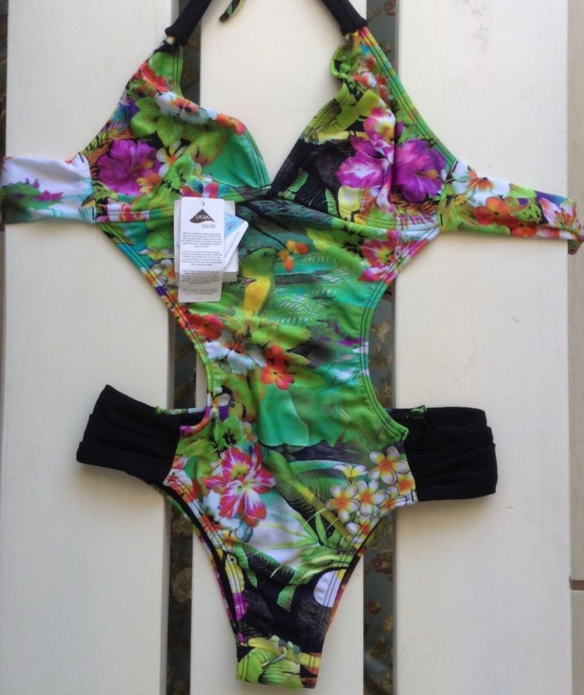 Tropical de Arrasar | Moda Praia Feminina Calor Da Pele Nunca Usado ...