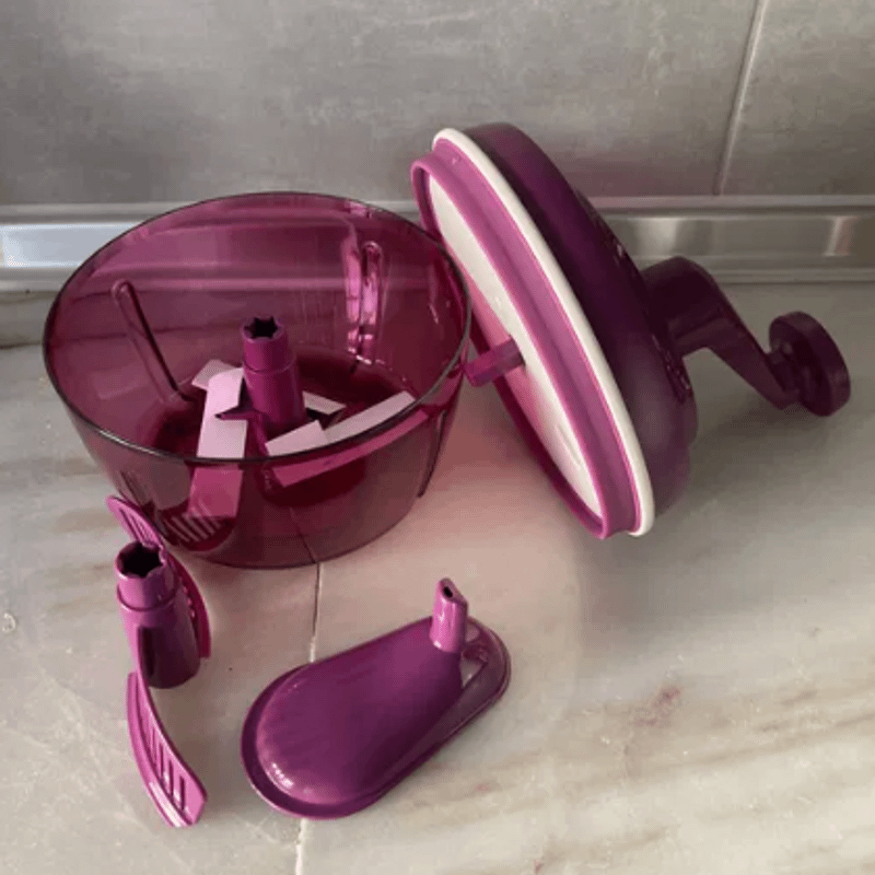 Tupperware Brasil - Olhe só que dica boa para deixar sua cozinha moderna.  Aposte na cor roxa. #newchic