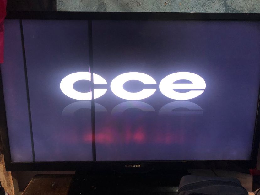 Tv Cce para Reparo Ou Retirada de Peças | TV e Display Cce Usado ...