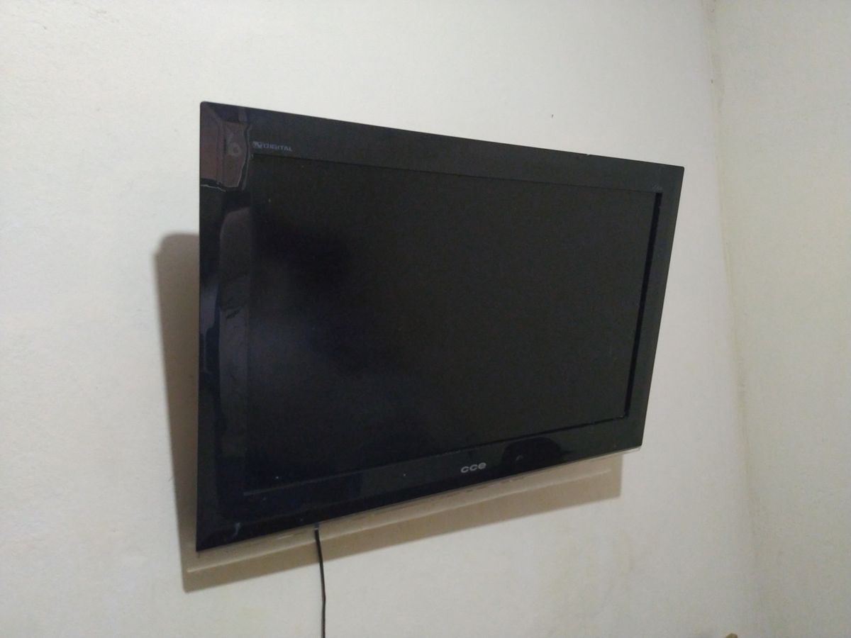 Tv Lcd Polegadas Cce Tv E Display Cce Usado Enjoei