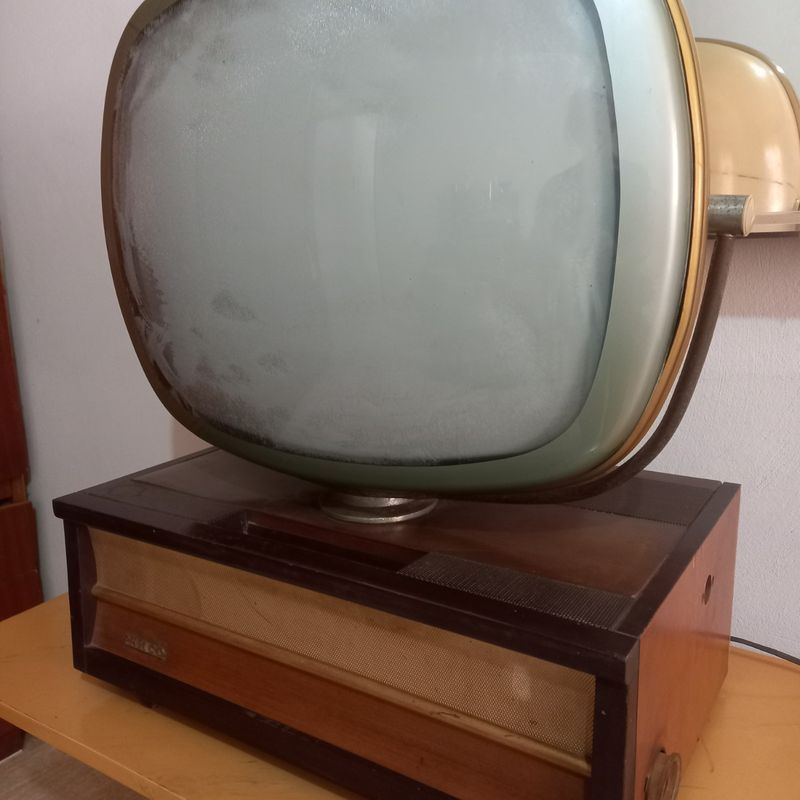 Tv Philco Predicta 1958 Raridade Vintage com Tela Giratória e