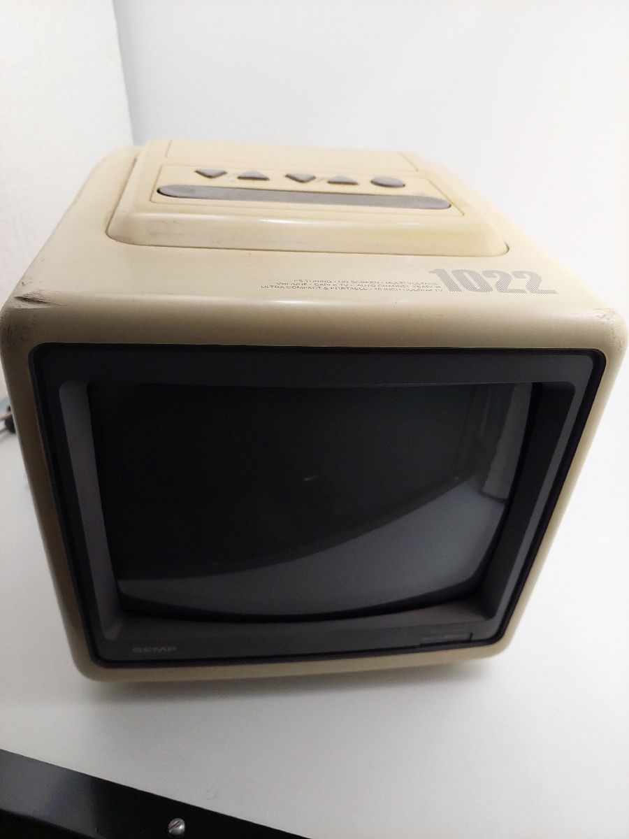 Tv Semp Toshiba 10 Polegadas Tubo Antiga | TV e Display Semp Usado ...