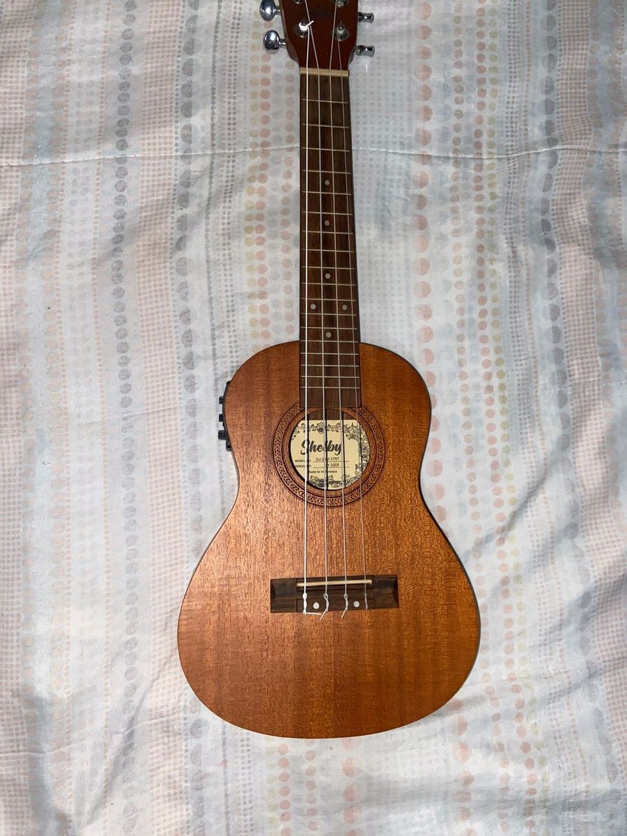Ukulele Soprano Elétrico Shelby Modelo Su-23m + Kit Completo | Item de ...