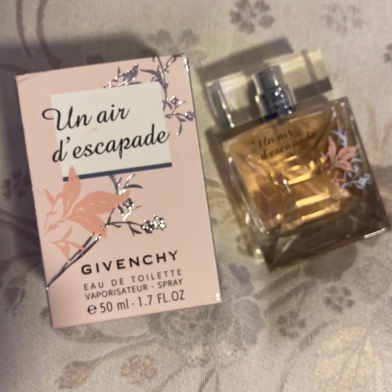 Givenchy Un Air D Escapade . Limited Edition | Perfume Feminino
