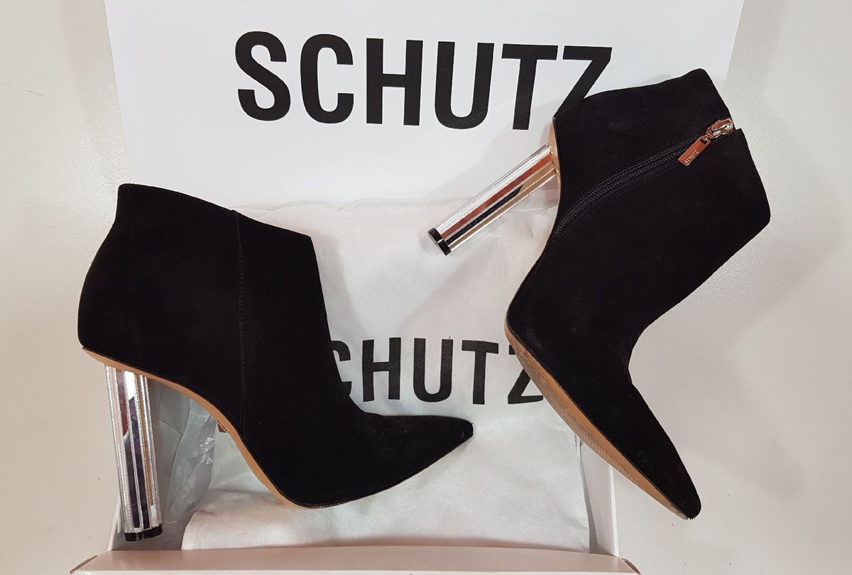 bota schutz salto baixo