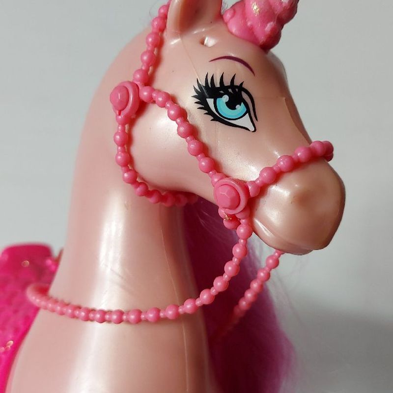 Pink store horse toy