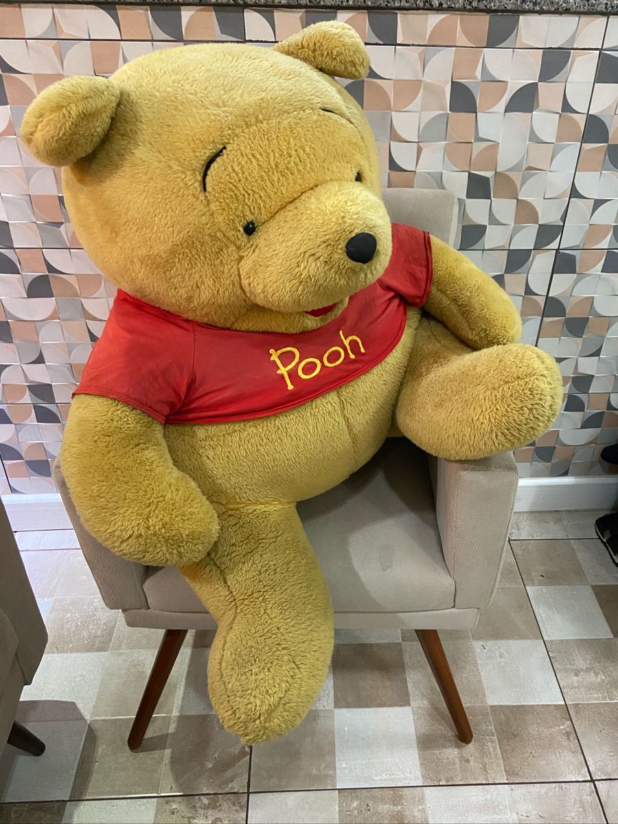 Urso Pooh Gigante | Pelúcia Disney Usado 55979326 | enjoei