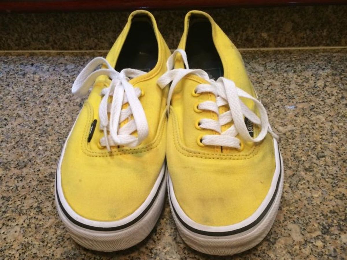 tenis vans authentic amarelo