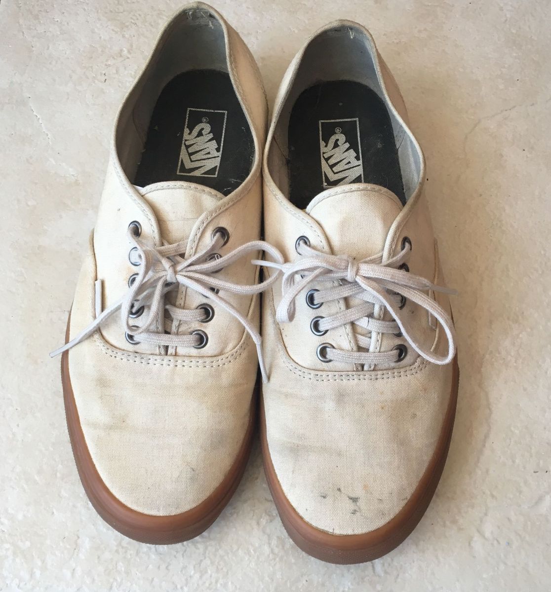 tenis vans authentic bege