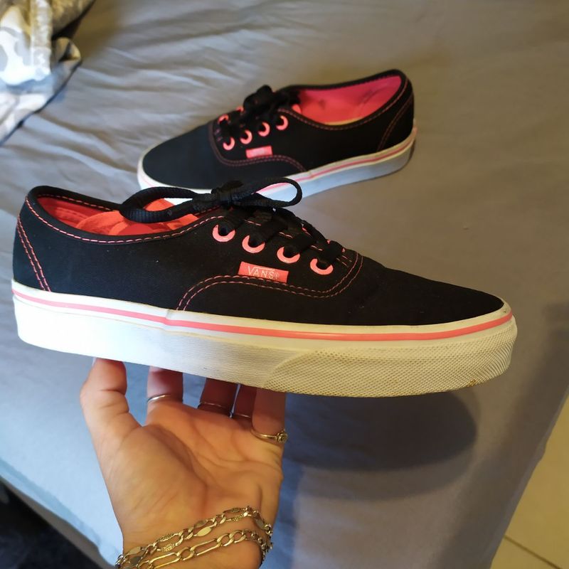 Neon Vans Feminino Preto E Rosa Tênis Vans Ultrarange Exo Rose