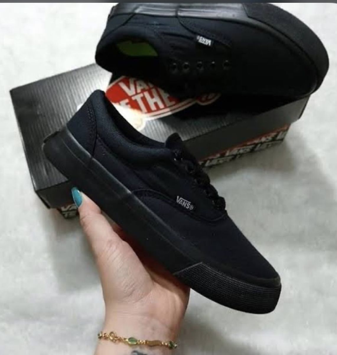 tenis vans authentic todo preto