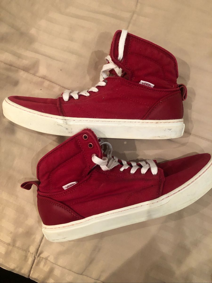 tenis vans vermelho cano alto