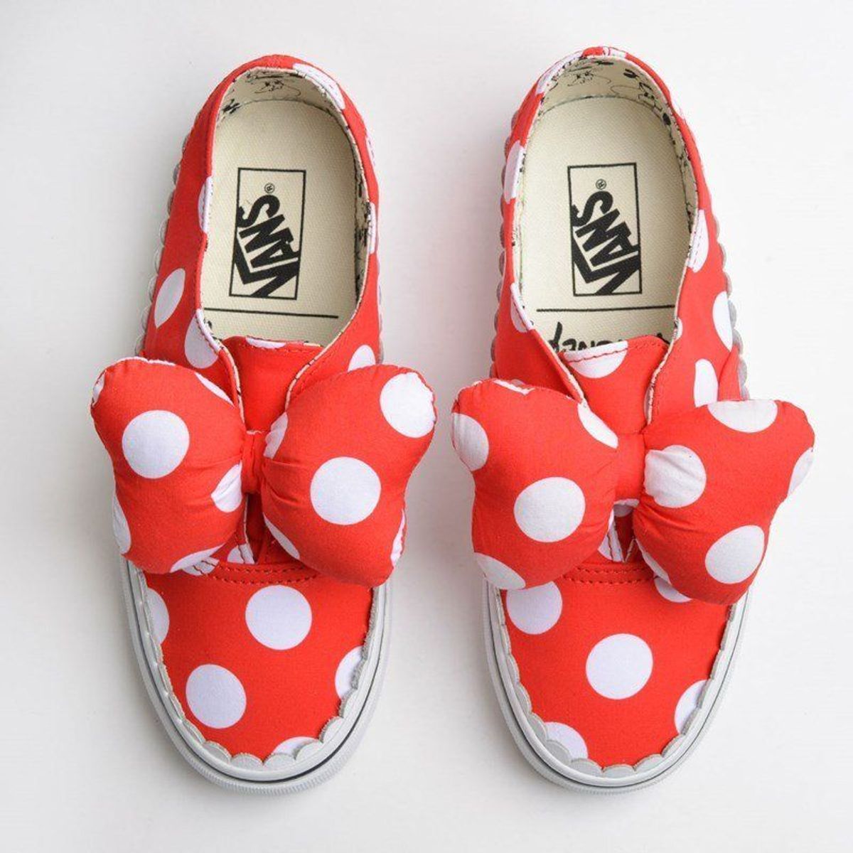 minnie mouse shoes vans