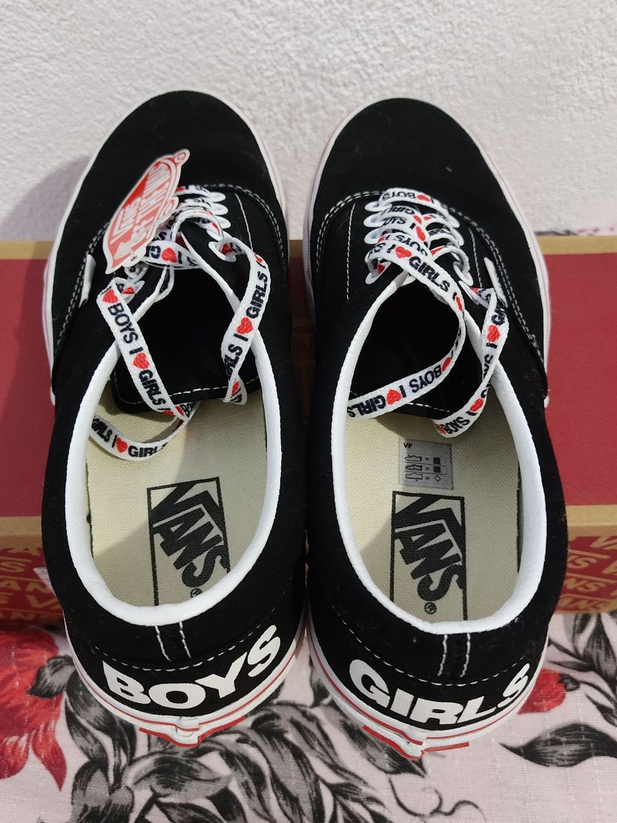vans era 38