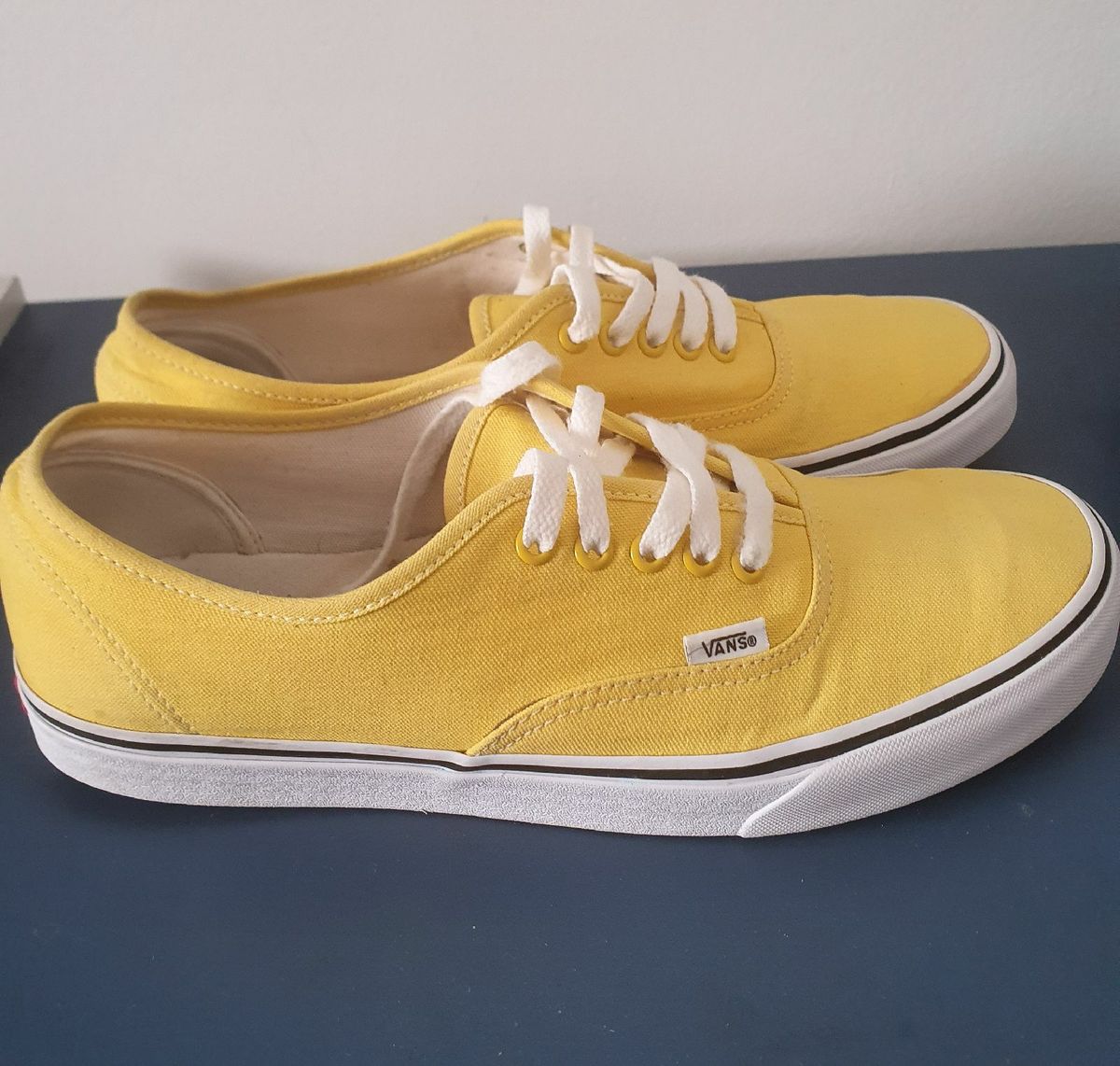 vans era amarelo