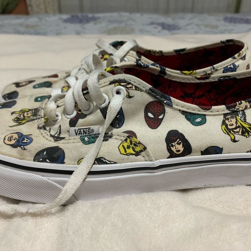 Tenis da hot sale vans marvel