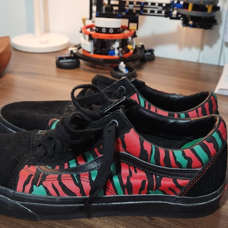 Vans a tribe called quest old skool hotsell