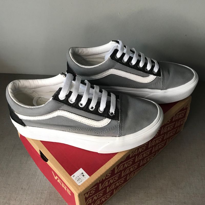 Vans old skool hotsell cinza e preto