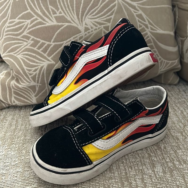 Hot wheel 2024 van shoes