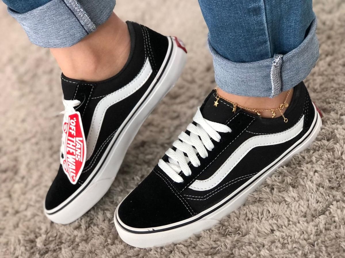 vans old skool on feet womens