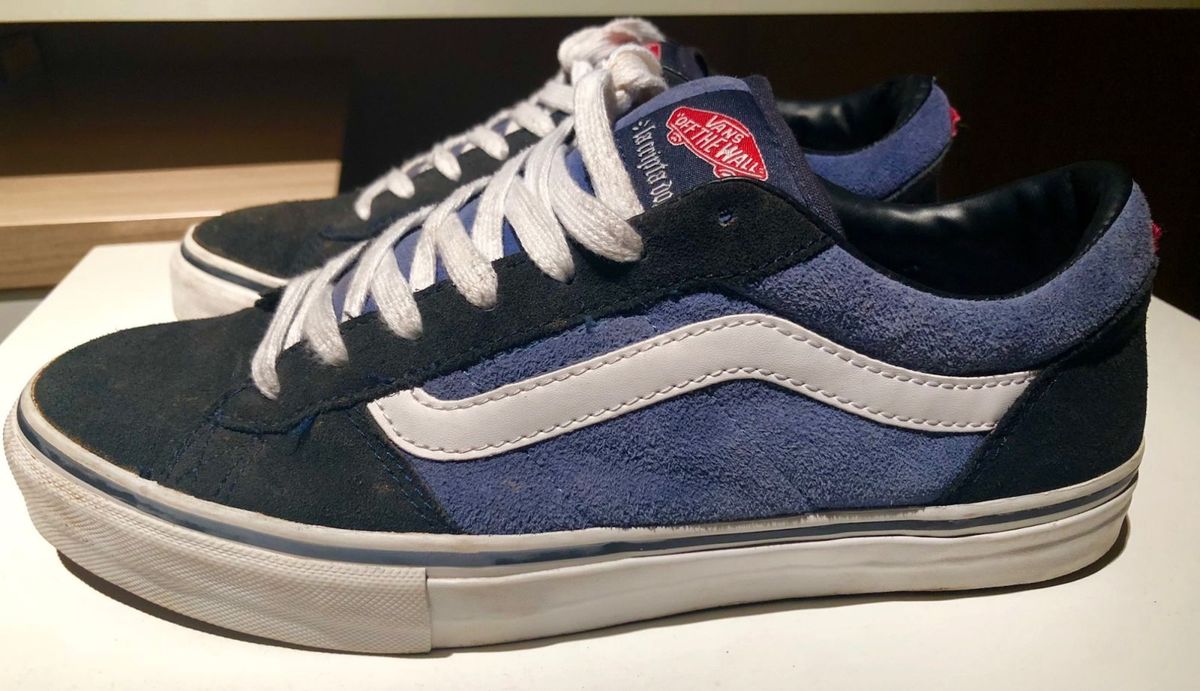 Vans la cripta dos hot sale