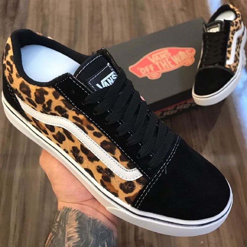 Vans sales onça feminino