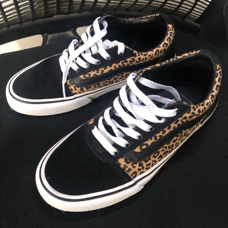 Vans sales onça feminino