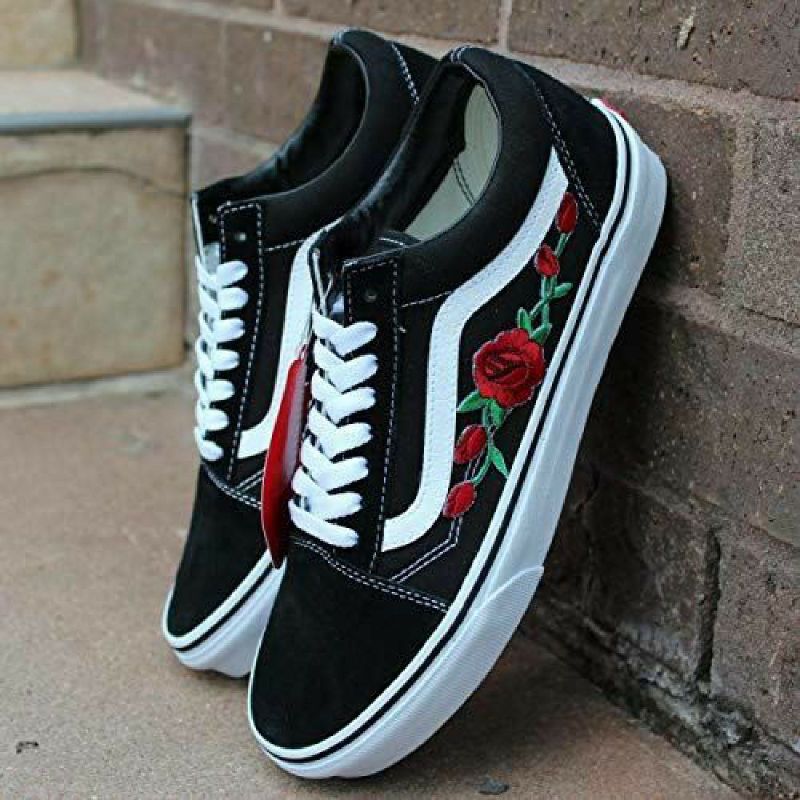 Tenis vans preto com hot sale flor