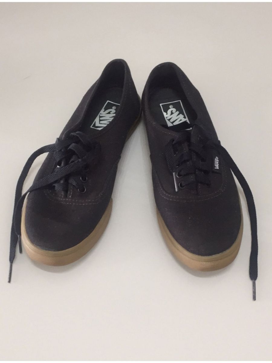 tenis vans preto com marrom