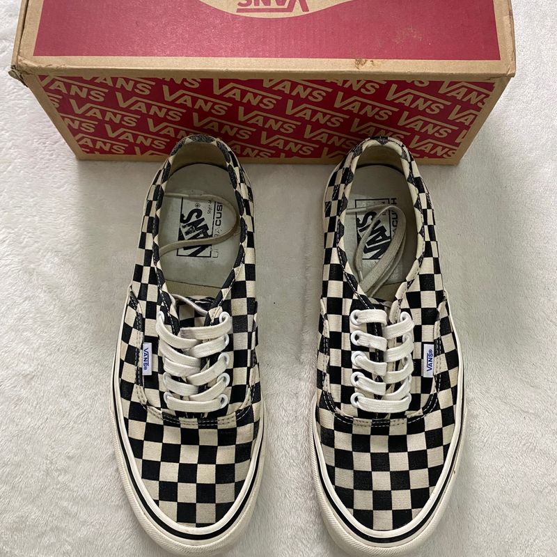 Tênis vans authentic store quadriculado