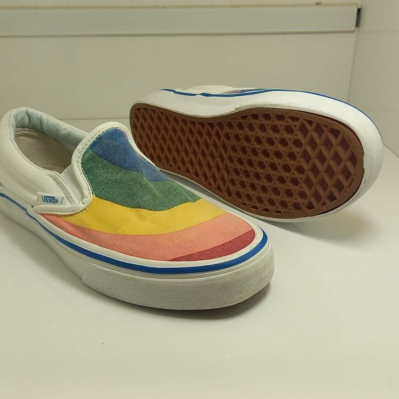 Vans retro outlet rainbow slip on